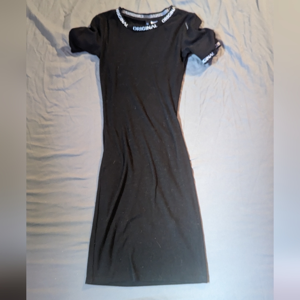 H&M bodycon ribbed black dress
